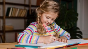 Réinventer l'apprentissage : alternatives aux devoirs en CM1